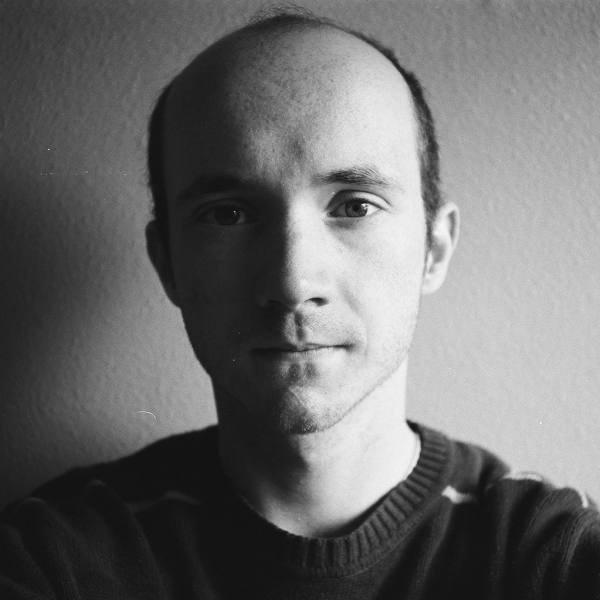 000018280033-self-portrait-copy_600x600_acf_cropped